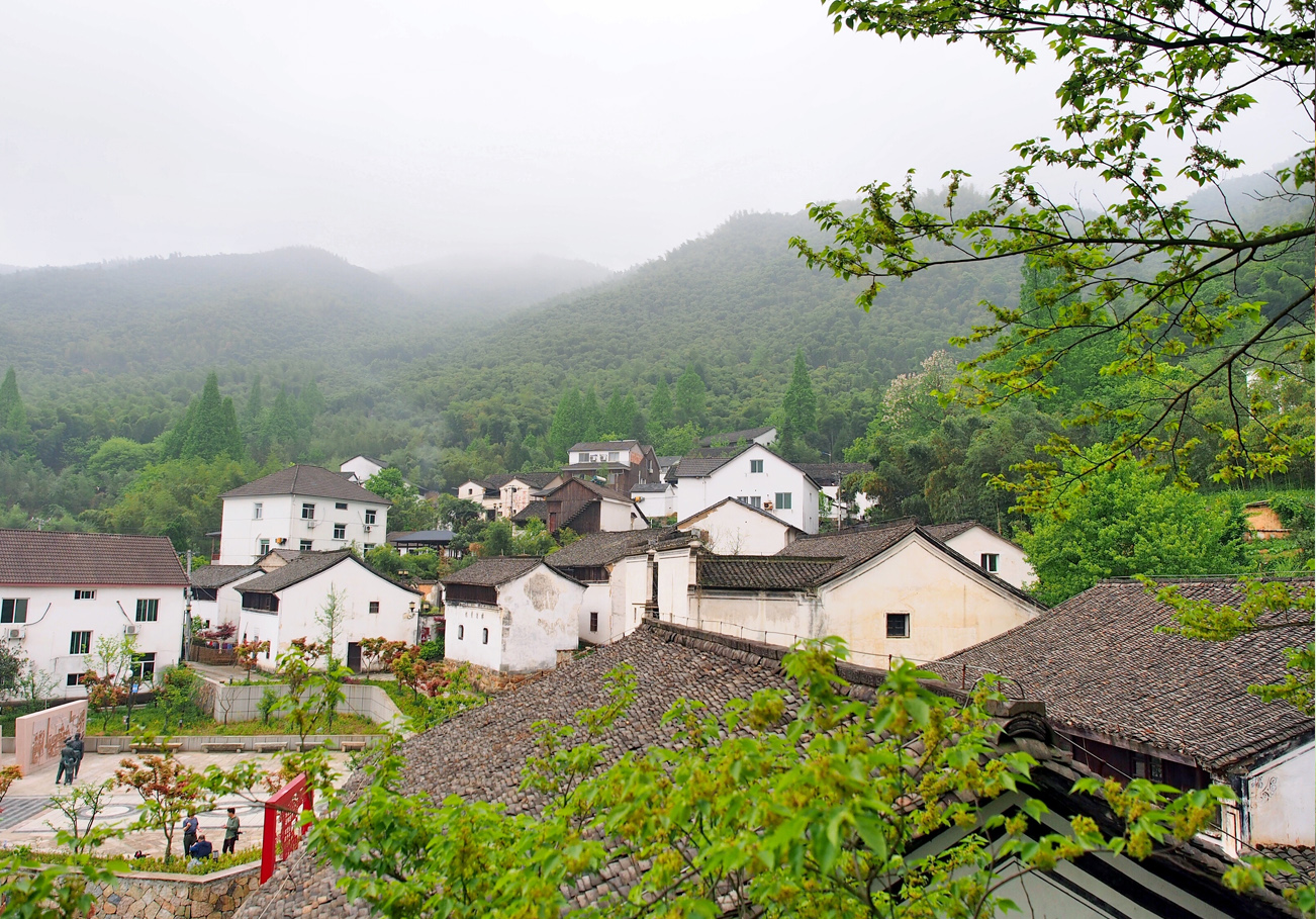 余杭山溝溝茅塘村